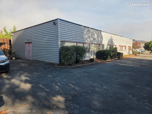Location locaux