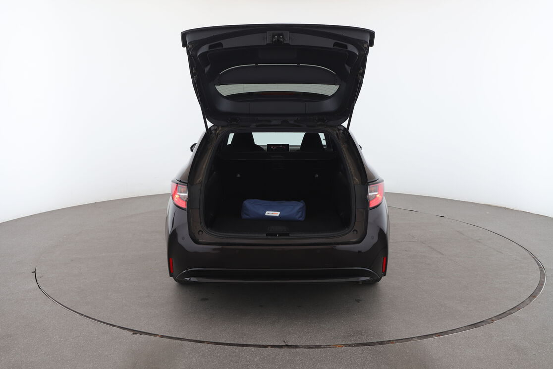 Suzuki Swace 1.8 Hybrid Pack — photo 15