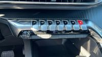 Peugeot 3008 Hybrid 136ch Allure Pack e-DCS6 — photo 26