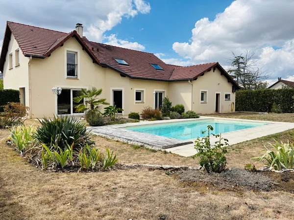 Maison 9 pièces 224 m²
