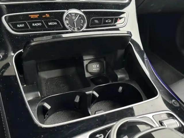 Mercedes Cla e 200 cabriolet executive — photo 46
