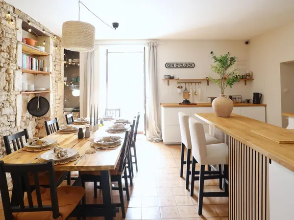 ENTIEREMENT RENOVEE, belle maison 6 chambres