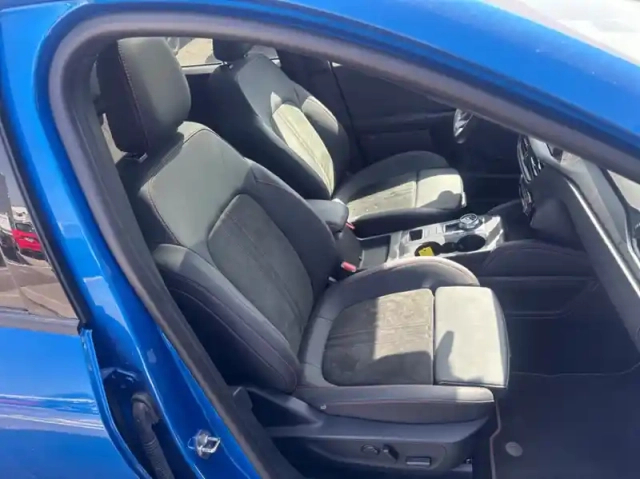 Ford Kuga 2.5 duratec 243ch hybride rechargeable st-line x powershift — photo 27