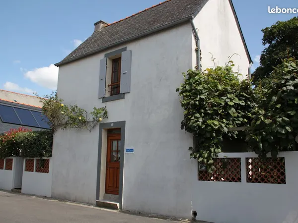 Loue maison et jardinet