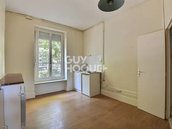 Part Dieu / Garibaldi - appartement T2 bis de 40 m² avec dressing, cave et grenier - Lyon 3ème (6900