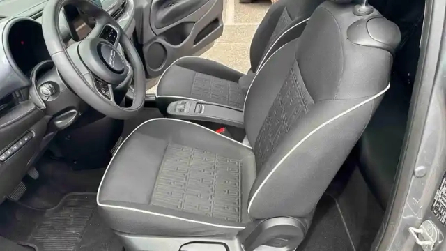 Fiat 500 3+1 e 118 ch — photo 12