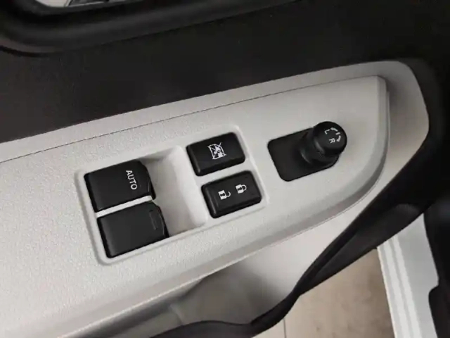 Suzuki Ignis 1.2 dualjet — photo 20