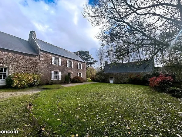 Propriété 7 pièces 145 m²