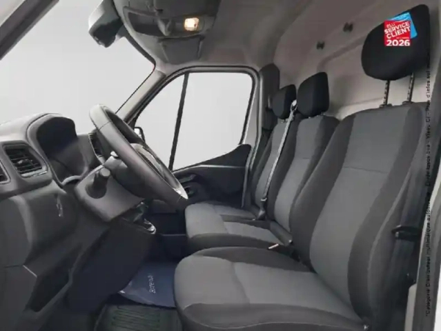 Renault Master fg f3500 l2h2 2.3 blue dci 135ch confort euro6e — photo 11