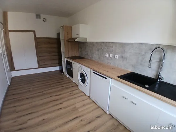 A louer - appartement duplex meublé 70 m2 - entièrement rénové - badaroux
