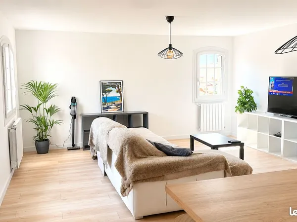 A vendre T2 à carqueiranne