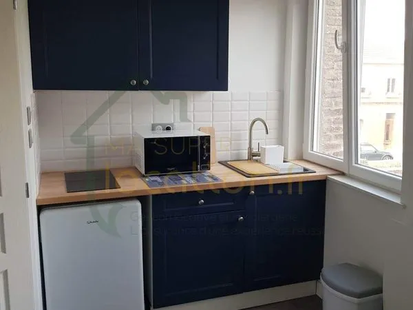 Studio 13 m² Saint-Quentin