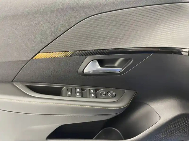 Peugeot 208 puretech 100 s&amp;s bvm6 — photo 32