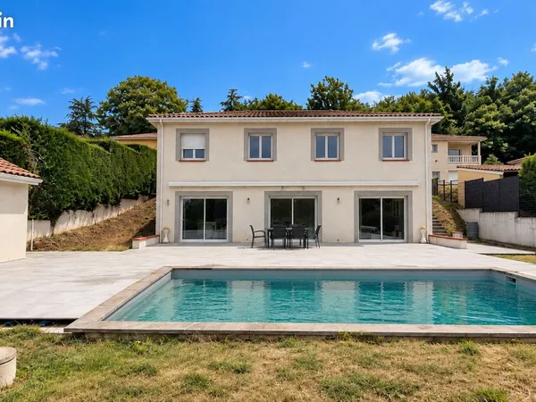 Maison 155 m² - 4 chambres - Piscine - Vue dégagée - Terrain 1 110 m²