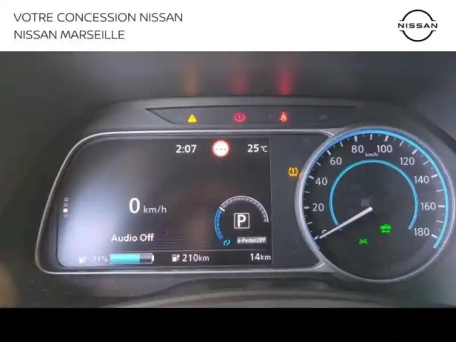 Nissan Leaf 150ch 40kwh acenta 22 — photo 8