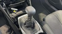 Peugeot 2008 1.2 PureTech 130ch S&S GT — photo 13