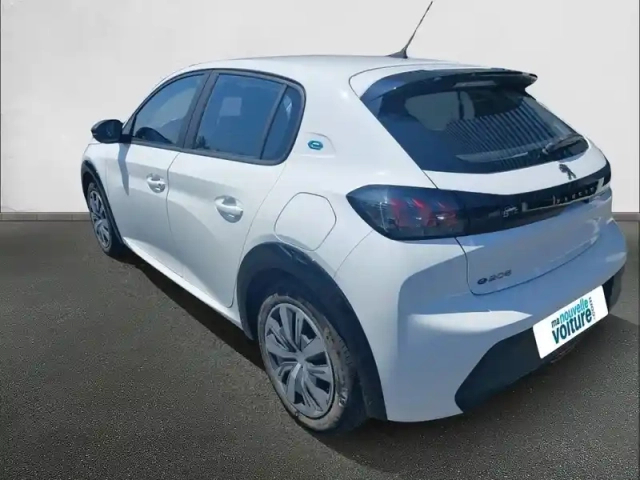 Peugeot 208 electrique 50 kwh 136ch — photo 7