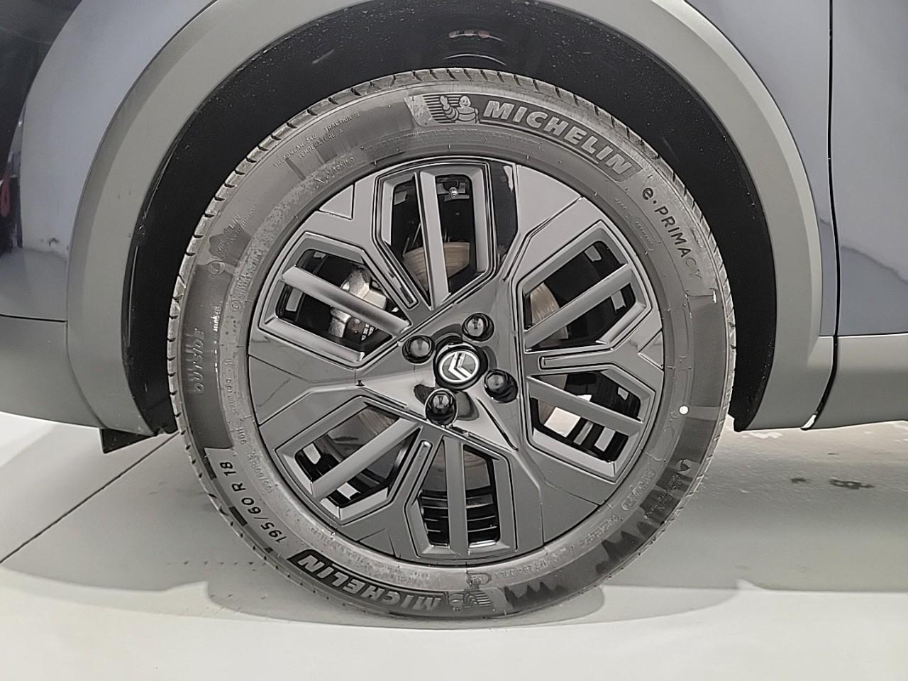 Citroën C4 hybride 145 e-dcs6 collection — photo 11