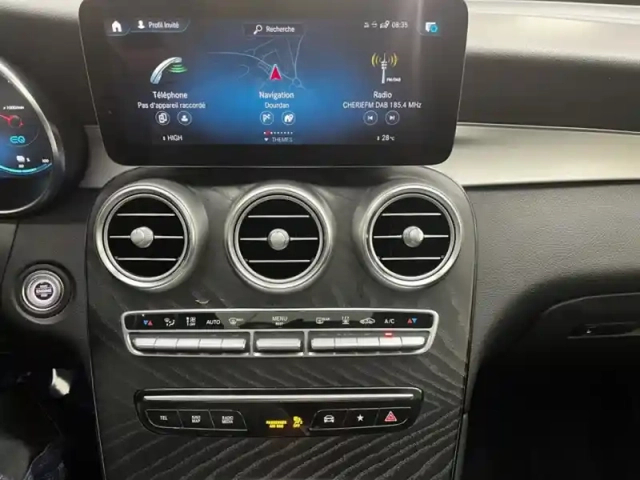 Mercedes Glc suv 300de 4matic amg line — photo 12
