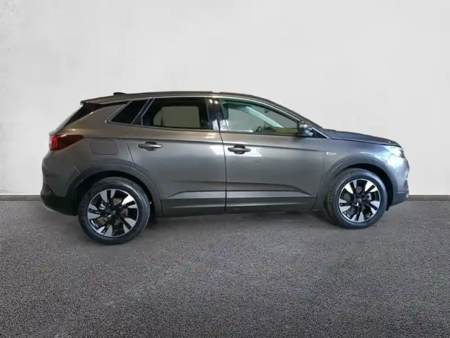 Opel Grandland X 1.2 turbo 130 ch ecotec — photo 3