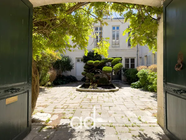 Local professionnel 290 m²
