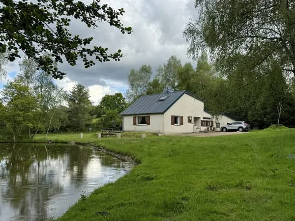 Maison avec etang
