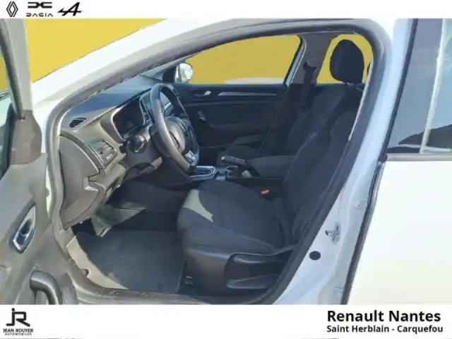 Renault Megane 1.5 blue dci 115ch business edc boite auto — photo 13
