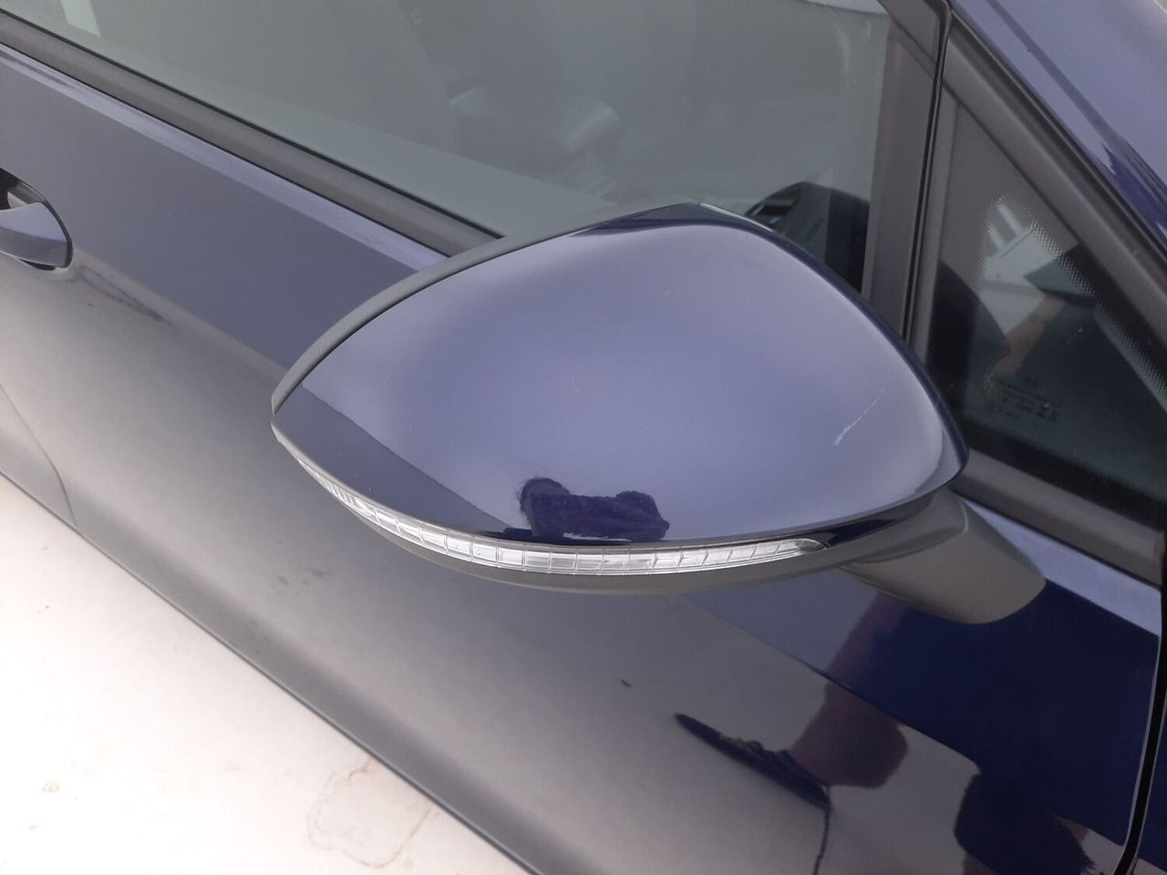 Volkswagen Golf 8 — photo 27