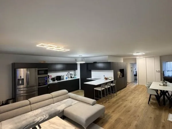 Appartement 4 pièces 98 m²