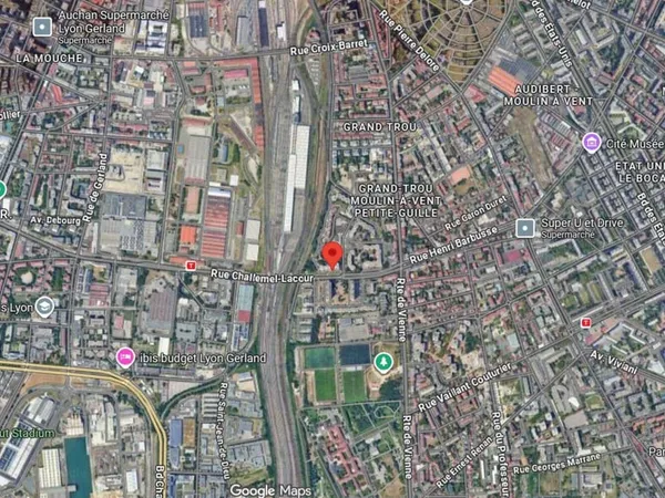 Parking 14 m²