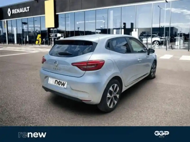 Renault Clio 1.5 blue dci 100ch evolution — photo 2