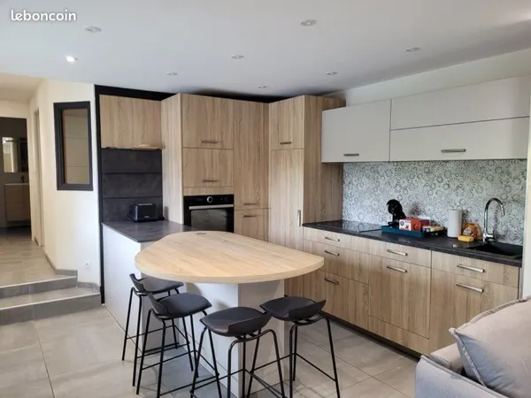Appartement meublée 80m2 VEZAC