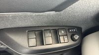 Toyota Yaris Cross 116h Dynamic Business + Programme Beyond Zero Academy MY21 — photo 30