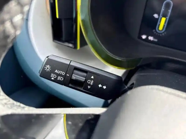 Fiat Panda grande  electrique 113ch la prima — photo 15