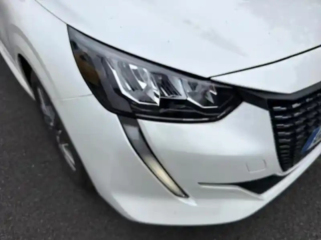 Peugeot 208 puretech 75 s&amp;s bvm5 style — photo 14