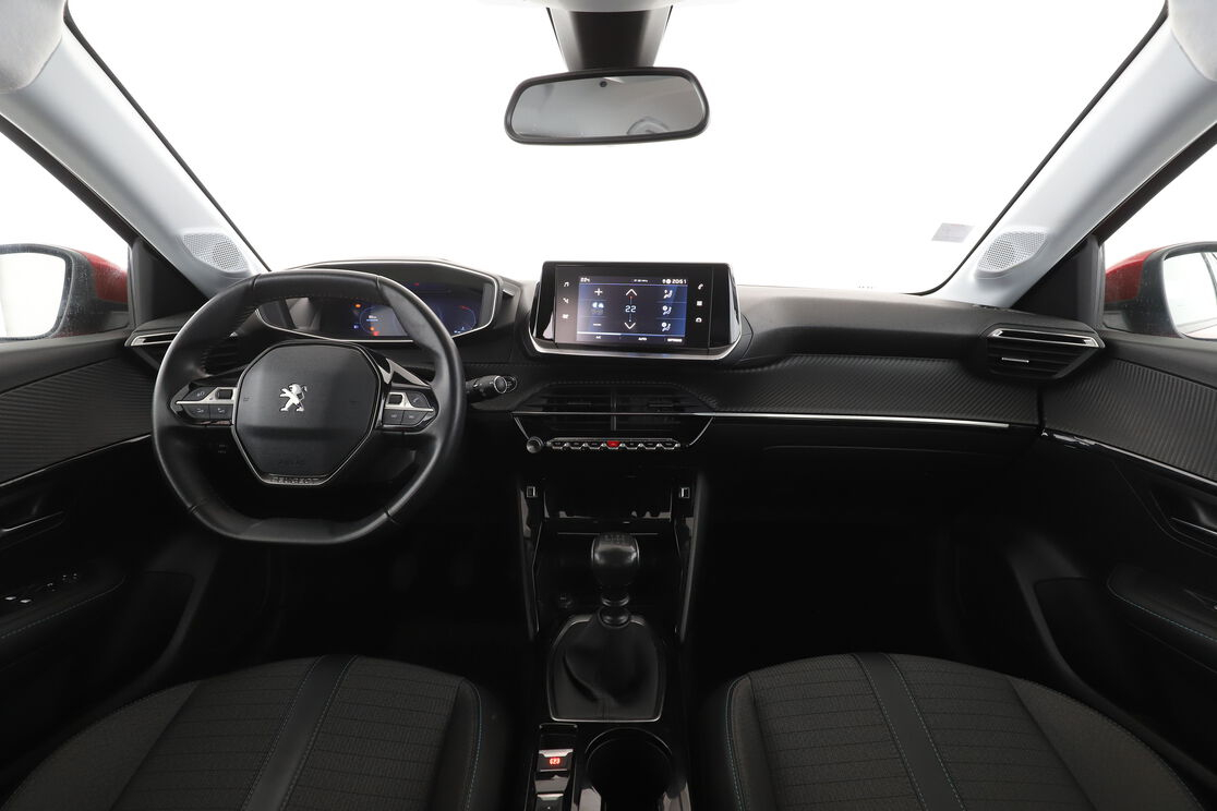 Peugeot 208 1.2 PureTech Allure — photo 11