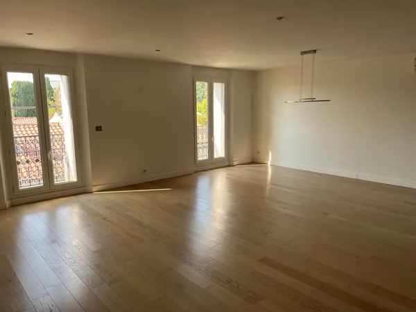 Appartement 4 pièces 91 m²