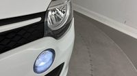 Renault Twingo 1.0 SCe 70ch Limited Euro6c — photo 17