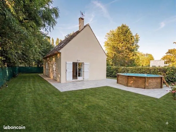 Colocation étudiante 4 chambres - Belle maison 130m² avec piscine et jardin - Proche UTC