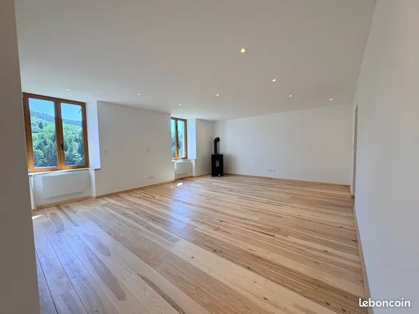 Superbe appartement entièrement rénové