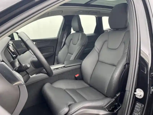 Volvo Xc60 t6 awd hybride rechargeable 253 ch+145 ch geartronic 8 — photo 12