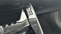 Peugeot 2008 1.2 PureTech 130ch S&S Allure Pack EAT8 — photo 16