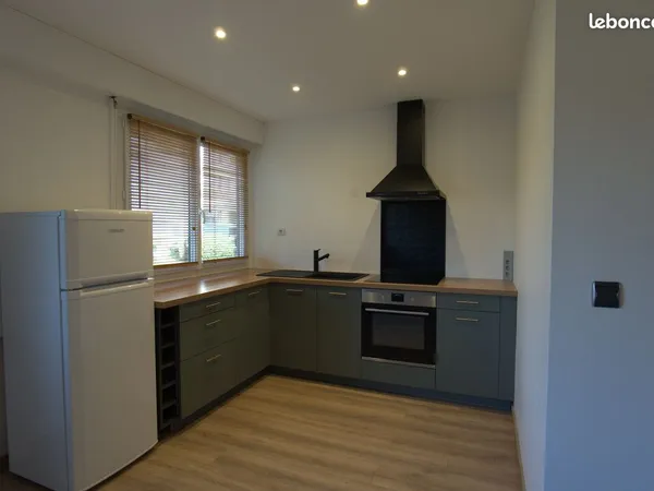 Studio rénové de 34 m² Sorbiers 42290