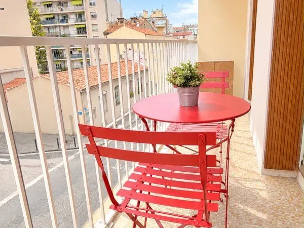 Location T3 Endoume 65m2