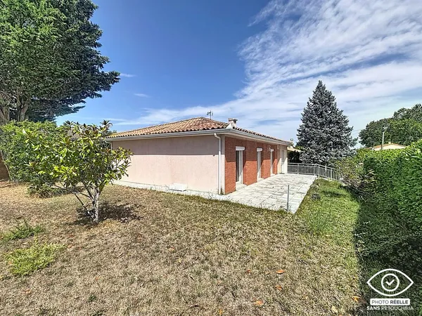 Auzeville-Tolosane Maison indépendante de plain pied à Auzeville Tolosane 4 pièces avec grand garage