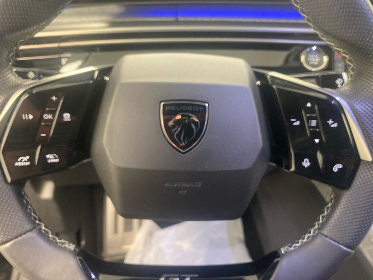 Peugeot 3008 hybrid 136 e-dcs6 gt — photo 17