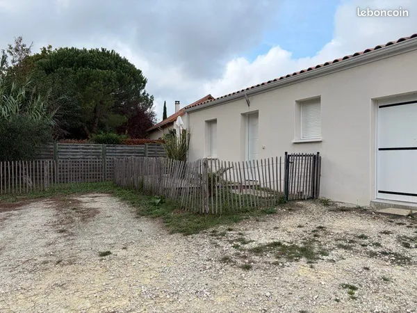 A louer maison 2 chambres dans le secteur les mathes