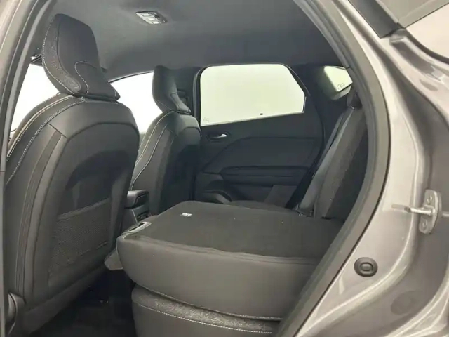 Renault Captur tce 90 ch — photo 38