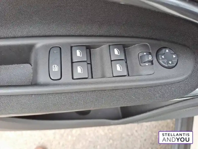 Fiat 600 e 54 kwh 156 ch — photo 42