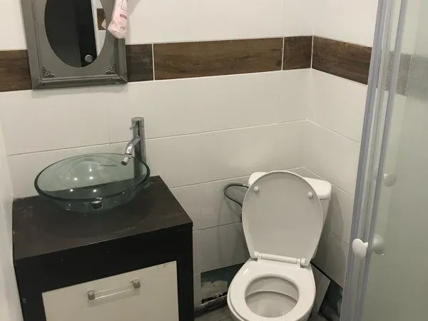 Chambre et salle de bain privée